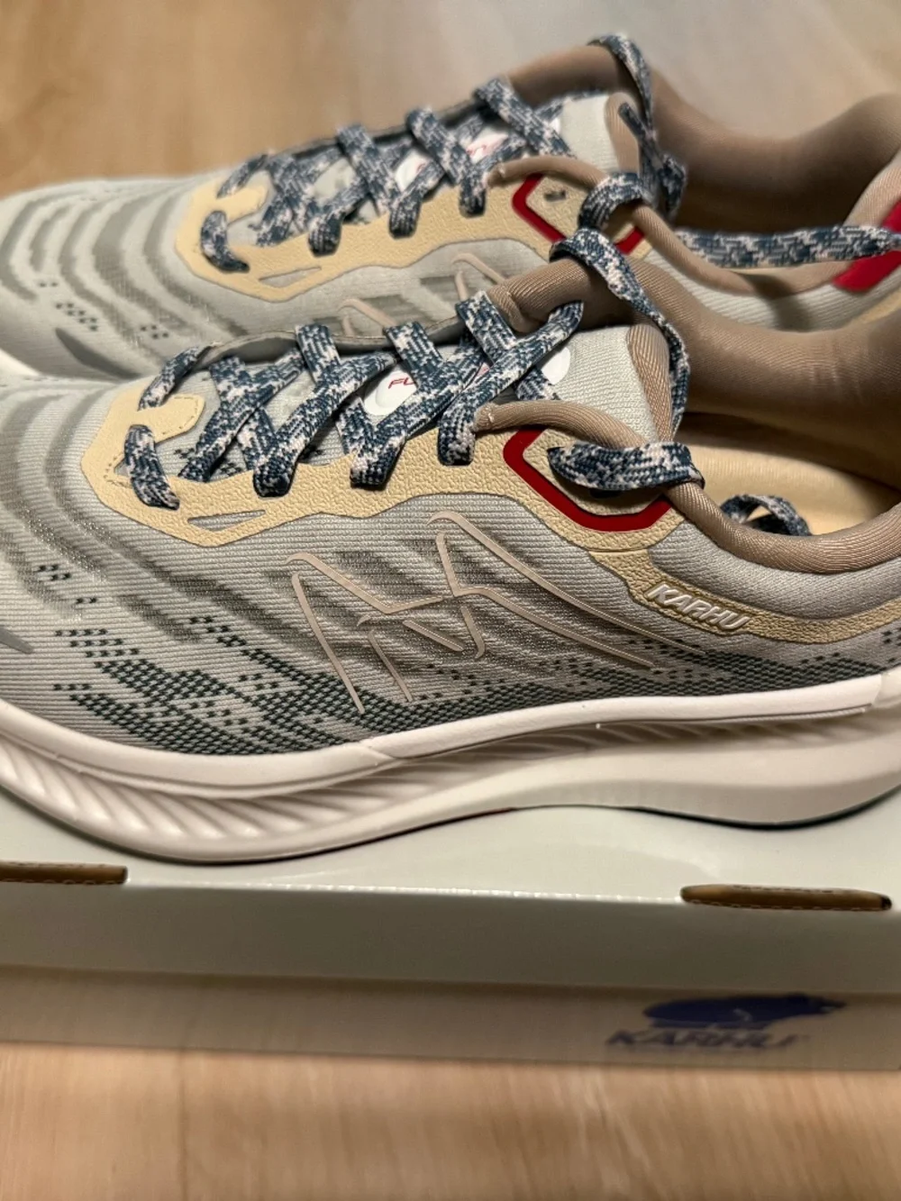 Karhu women’s running shoes, size 7.5